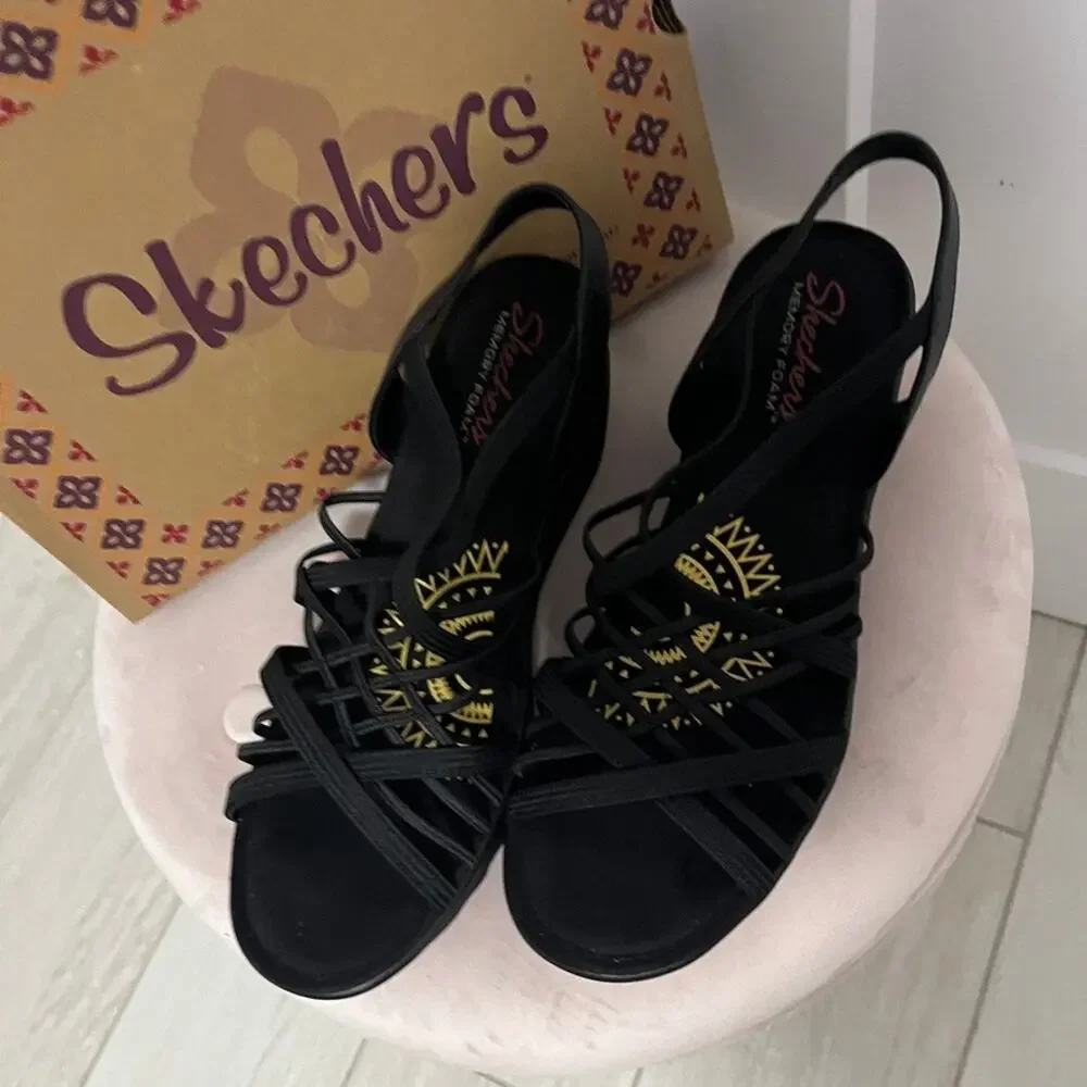 Skechers Parallel Crossed Wires Black Slingback Wedge Sandals Size 10